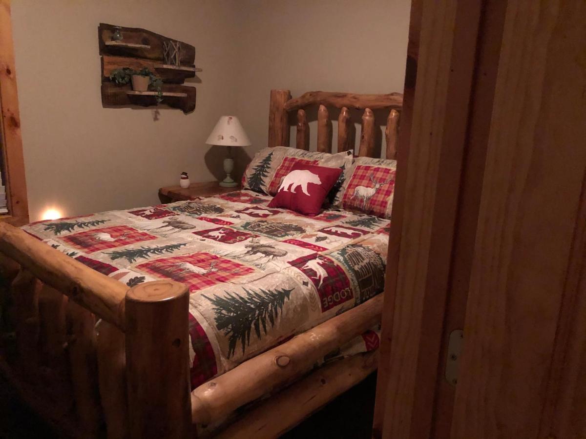 Villa Love Nest Chalet à Gatlinburg Extérieur photo